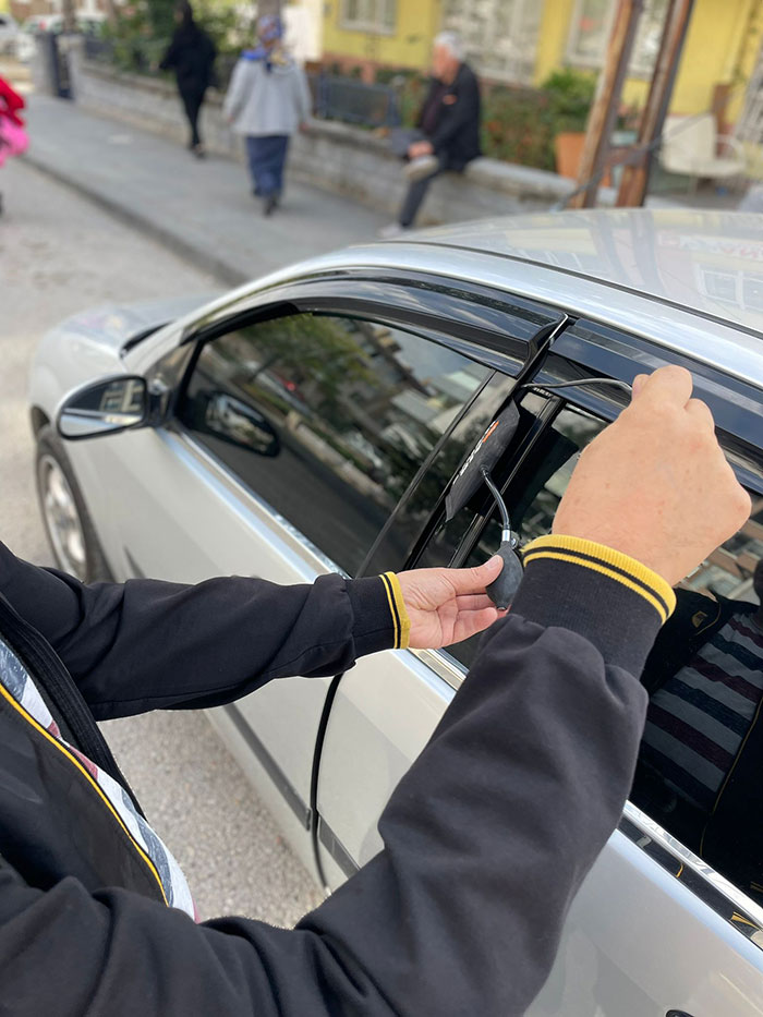 Aslanapa Oto Kilitçisi